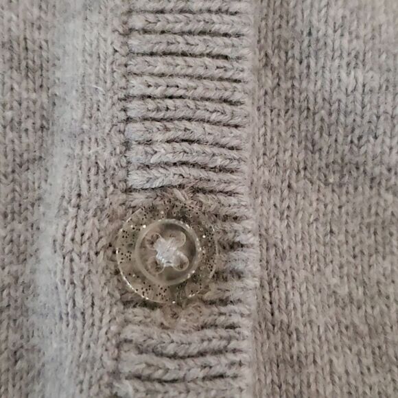 Osh Kosh B'Gosh Bow Button Up Cardigan Sweater Size 9 Months - Picture 6 of 6